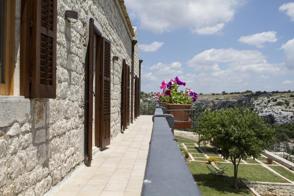 Casa Al Castello Guest House Ragusa Exterior photo