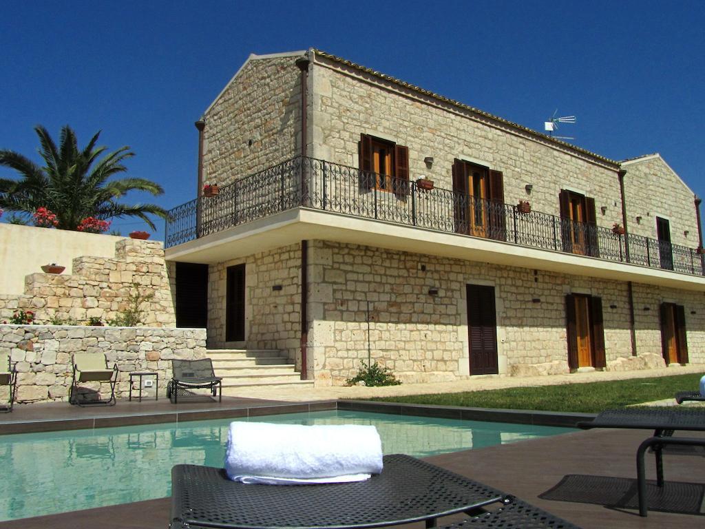 Casa Al Castello Guest House Ragusa Exterior photo
